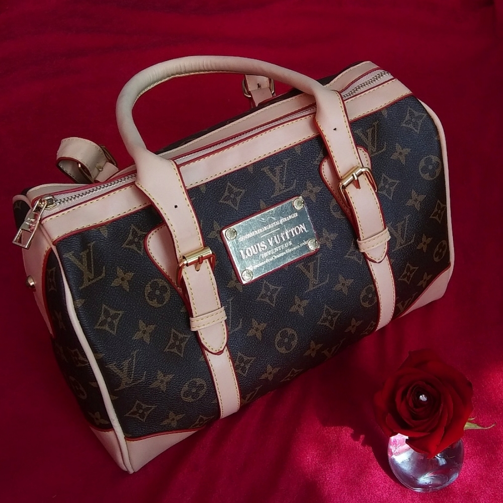 Louis Vuitton (Style) Papillon Hand Bag